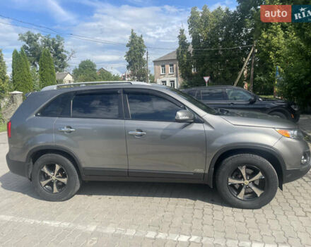 Серый Киа Соренто, объемом двигателя 2.2 л и пробегом 225 тыс. км за 12900 $, фото 2 на Automoto.ua