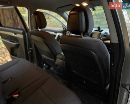 Серый Киа Соренто, объемом двигателя 2.2 л и пробегом 280 тыс. км за 12300 $, фото 76 на Automoto.ua