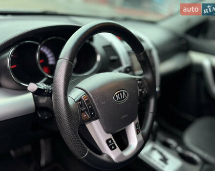 Серый Киа Соренто, объемом двигателя 2.2 л и пробегом 194 тыс. км за 12900 $, фото 28 на Automoto.ua