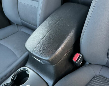 Серый Киа Соренто, объемом двигателя 2.2 л и пробегом 240 тыс. км за 12950 $, фото 20 на Automoto.ua