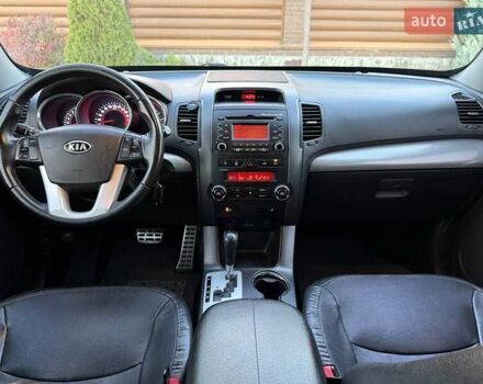 Сірий Кіа Соренто, об'ємом двигуна 2.36 л та пробігом 240 тис. км за 11800 $, фото 60 на Automoto.ua