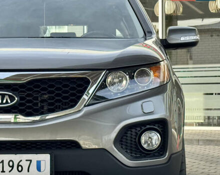 Сірий Кіа Соренто, об'ємом двигуна 2.2 л та пробігом 122 тис. км за 13999 $, фото 12 на Automoto.ua