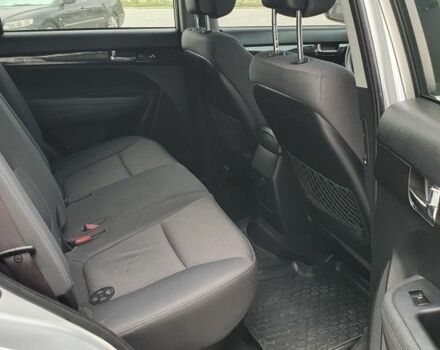 Сірий Кіа Соренто, об'ємом двигуна 2.4 л та пробігом 218 тис. км за 12900 $, фото 9 на Automoto.ua