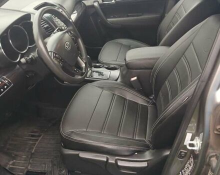 Сірий Кіа Соренто, об'ємом двигуна 2.36 л та пробігом 257 тис. км за 10200 $, фото 16 на Automoto.ua