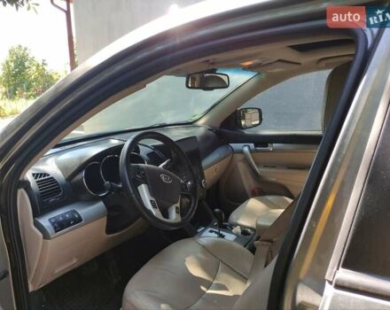 Сірий Кіа Соренто, об'ємом двигуна 2.2 л та пробігом 205 тис. км за 13200 $, фото 1 на Automoto.ua