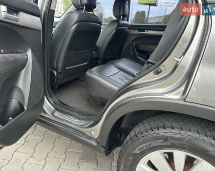 Серый Киа Соренто, объемом двигателя 2.2 л и пробегом 232 тыс. км за 12800 $, фото 59 на Automoto.ua
