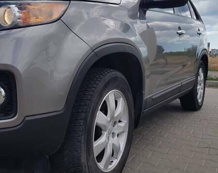 Серый Киа Соренто, объемом двигателя 2.36 л и пробегом 225 тыс. км за 9500 $, фото 15 на Automoto.ua