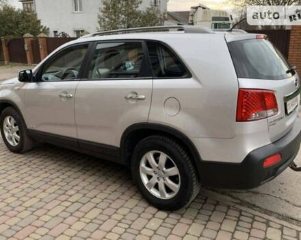 Серый Киа Соренто, объемом двигателя 2.2 л и пробегом 229 тыс. км за 13000 $, фото 20 на Automoto.ua