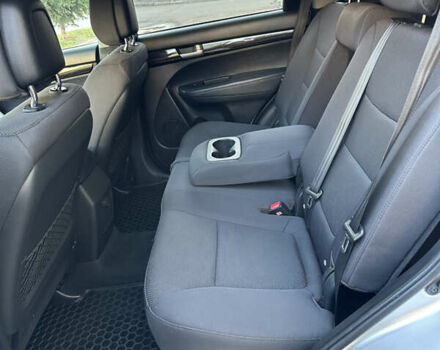 Серый Киа Соренто, объемом двигателя 2.2 л и пробегом 240 тыс. км за 12950 $, фото 32 на Automoto.ua