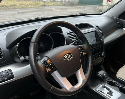 Серый Киа Соренто, объемом двигателя 2.2 л и пробегом 193 тыс. км за 12850 $, фото 22 на Automoto.ua