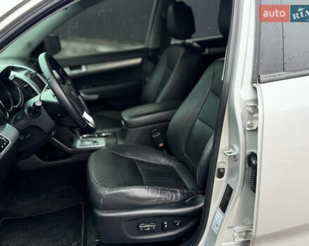 Серый Киа Соренто, объемом двигателя 2.2 л и пробегом 194 тыс. км за 12900 $, фото 31 на Automoto.ua