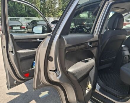 Сірий Кіа Соренто, об'ємом двигуна 0 л та пробігом 201 тис. км за 11999 $, фото 2 на Automoto.ua