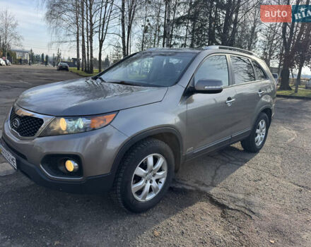 Серый Киа Соренто, объемом двигателя 2.2 л и пробегом 207 тыс. км за 12300 $, фото 2 на Automoto.ua