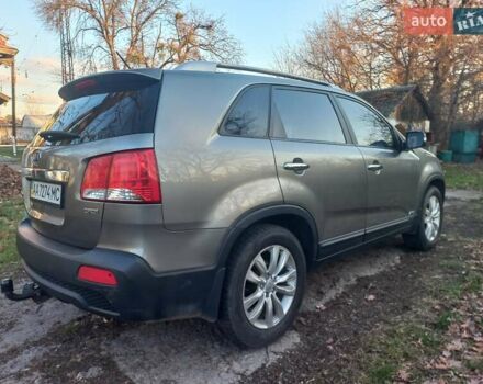 Серый Киа Соренто, объемом двигателя 2.2 л и пробегом 173 тыс. км за 14300 $, фото 3 на Automoto.ua