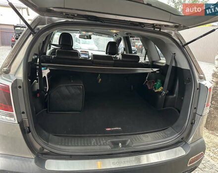 Сірий Кіа Соренто, об'ємом двигуна 2.2 л та пробігом 240 тис. км за 11500 $, фото 11 на Automoto.ua