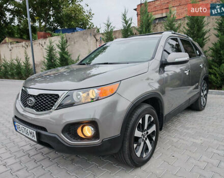 Серый Киа Соренто, объемом двигателя 2.2 л и пробегом 145 тыс. км за 15500 $, фото 2 на Automoto.ua