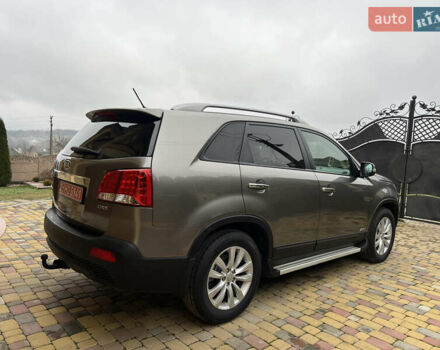 Сірий Кіа Соренто, об'ємом двигуна 2.2 л та пробігом 210 тис. км за 13800 $, фото 3 на Automoto.ua