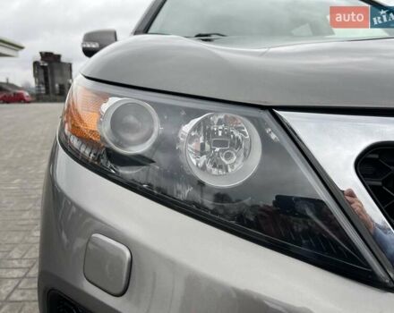 Серый Киа Соренто, объемом двигателя 2.2 л и пробегом 199 тыс. км за 14800 $, фото 40 на Automoto.ua