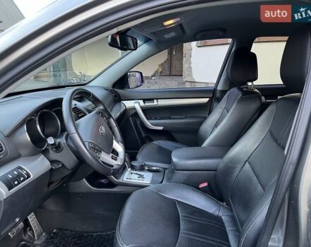 Серый Киа Соренто, объемом двигателя 2.2 л и пробегом 96 тыс. км за 14999 $, фото 6 на Automoto.ua