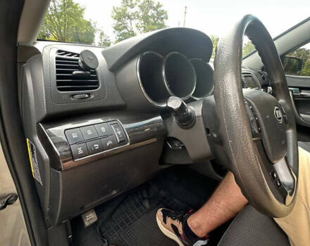 Сірий Кіа Соренто, об'ємом двигуна 2.36 л та пробігом 177 тис. км за 11700 $, фото 22 на Automoto.ua
