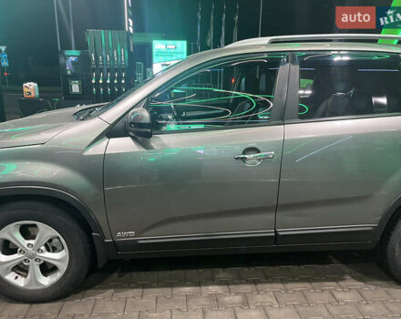 Серый Киа Соренто, объемом двигателя 2.2 л и пробегом 193 тыс. км за 12500 $, фото 2 на Automoto.ua