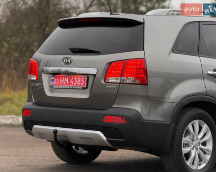 Серый Киа Соренто, объемом двигателя 2 л и пробегом 254 тыс. км за 14400 $, фото 16 на Automoto.ua