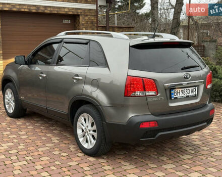 Серый Киа Соренто, объемом двигателя 2.4 л и пробегом 130 тыс. км за 11900 $, фото 6 на Automoto.ua