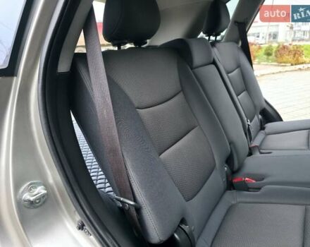 Сірий Кіа Соренто, об'ємом двигуна 2.4 л та пробігом 233 тис. км за 9999 $, фото 40 на Automoto.ua