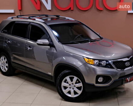 Серый Киа Соренто, объемом двигателя 2.4 л и пробегом 180 тыс. км за 11900 $, фото 4 на Automoto.ua
