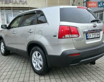 Сірий Кіа Соренто, об'ємом двигуна 2.4 л та пробігом 233 тис. км за 9999 $, фото 10 на Automoto.ua