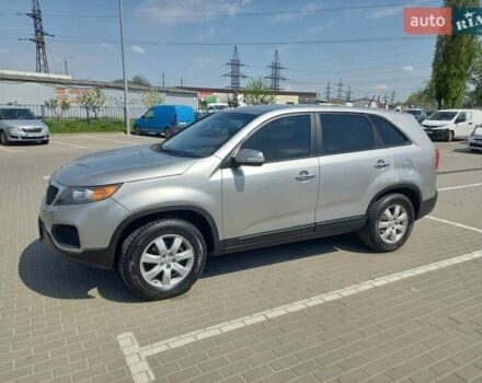 Серый Киа Соренто, объемом двигателя 2.36 л и пробегом 250 тыс. км за 12000 $, фото 3 на Automoto.ua