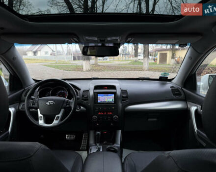 Сірий Кіа Соренто, об'ємом двигуна 2.2 л та пробігом 194 тис. км за 14000 $, фото 38 на Automoto.ua