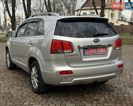 Сірий Кіа Соренто, об'ємом двигуна 2.2 л та пробігом 194 тис. км за 14000 $, фото 21 на Automoto.ua