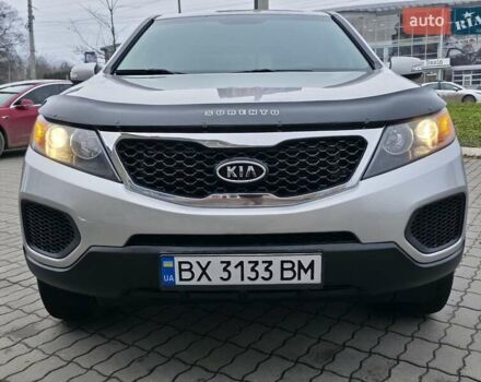 Сірий Кіа Соренто, об'ємом двигуна 2.4 л та пробігом 233 тис. км за 9999 $, фото 4 на Automoto.ua