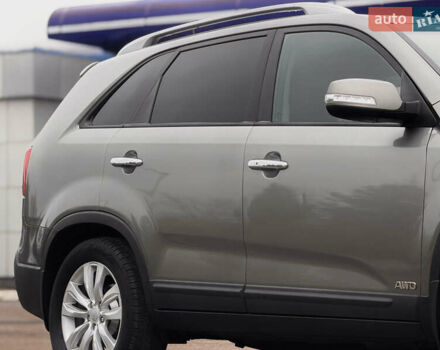 Серый Киа Соренто, объемом двигателя 2 л и пробегом 254 тыс. км за 14400 $, фото 8 на Automoto.ua