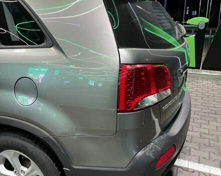 Серый Киа Соренто, объемом двигателя 2.2 л и пробегом 193 тыс. км за 12500 $, фото 10 на Automoto.ua