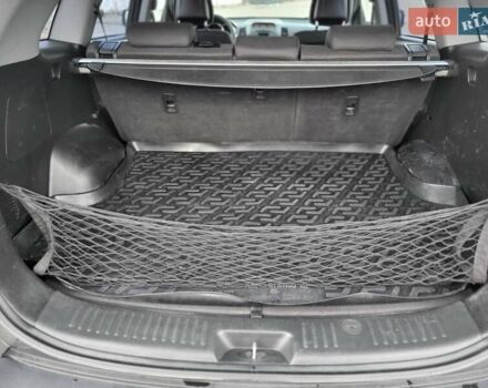 Серый Киа Соренто, объемом двигателя 2.2 л и пробегом 207 тыс. км за 13500 $, фото 3 на Automoto.ua