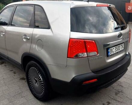 Сірий Кіа Соренто, об'ємом двигуна 2.36 л та пробігом 250 тис. км за 10300 $, фото 13 на Automoto.ua