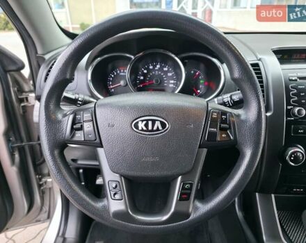 Сірий Кіа Соренто, об'ємом двигуна 2.4 л та пробігом 233 тис. км за 9999 $, фото 83 на Automoto.ua