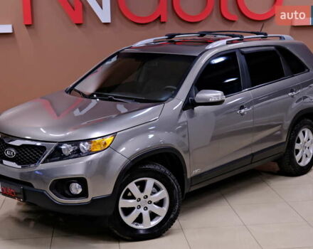 Серый Киа Соренто, объемом двигателя 2.4 л и пробегом 180 тыс. км за 11900 $, фото 8 на Automoto.ua