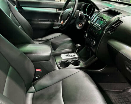 Серый Киа Соренто, объемом двигателя 2.2 л и пробегом 193 тыс. км за 12500 $, фото 16 на Automoto.ua