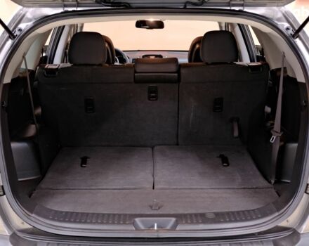 Сірий Кіа Соренто, об'ємом двигуна 2.4 л та пробігом 180 тис. км за 11900 $, фото 8 на Automoto.ua