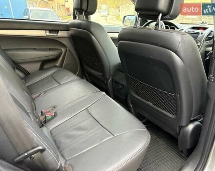 Сірий Кіа Соренто, об'ємом двигуна 2.2 л та пробігом 199 тис. км за 13600 $, фото 23 на Automoto.ua