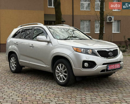 Сірий Кіа Соренто, об'ємом двигуна 2.2 л та пробігом 194 тис. км за 14000 $, фото 3 на Automoto.ua