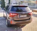 Серый Киа Соренто, объемом двигателя 2 л и пробегом 257 тыс. км за 12100 $, фото 4 на Automoto.ua