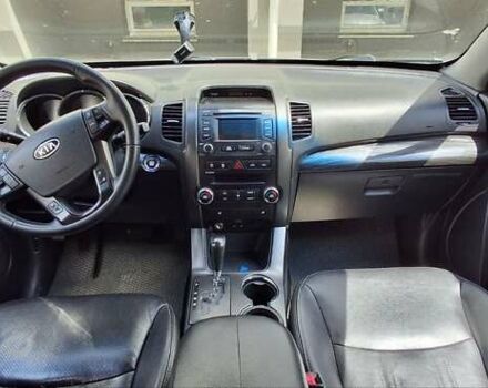 Сірий Кіа Соренто, об'ємом двигуна 2.36 л та пробігом 162 тис. км за 11500 $, фото 15 на Automoto.ua
