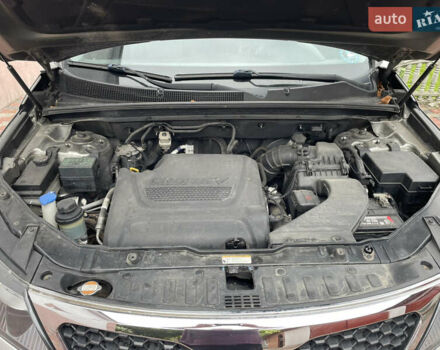 Серый Киа Соренто, объемом двигателя 2 л и пробегом 265 тыс. км за 12199 $, фото 21 на Automoto.ua