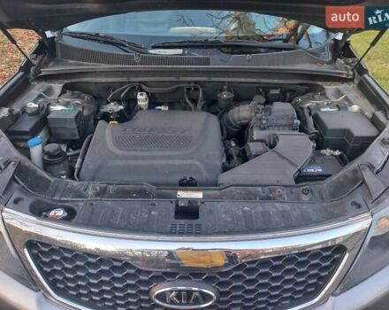 Серый Киа Соренто, объемом двигателя 2.2 л и пробегом 173 тыс. км за 14300 $, фото 9 на Automoto.ua