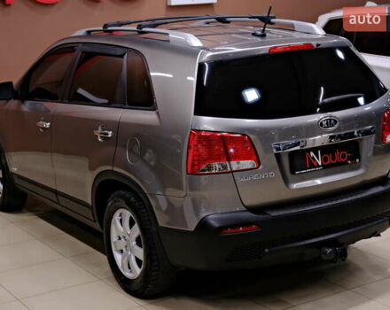 Серый Киа Соренто, объемом двигателя 2.4 л и пробегом 180 тыс. км за 11900 $, фото 14 на Automoto.ua