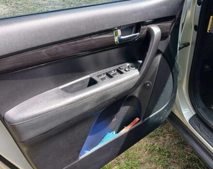 Серый Киа Соренто, объемом двигателя 2.4 л и пробегом 265 тыс. км за 11200 $, фото 3 на Automoto.ua